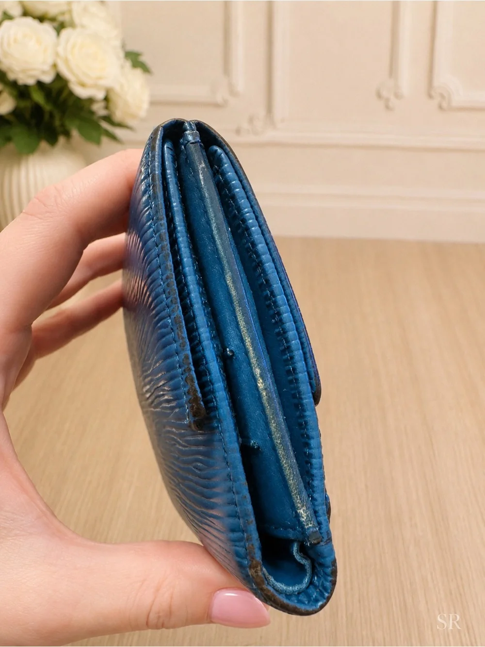 Vintage Louis Vuitton Portefeuille Elise Wallet Toledo Blue Epi Leather